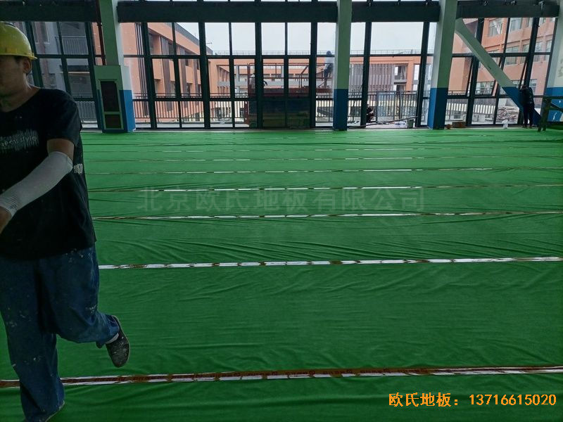 ���K���w����·�W(xu��)У�\(y��n)��ľ�ذ尲�b����