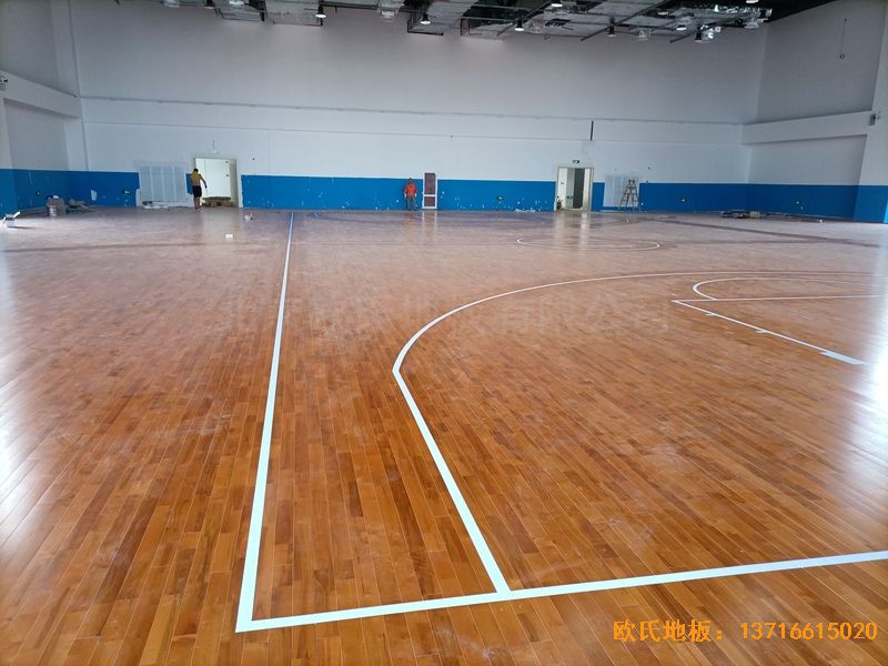 ���K���w����·�W(xu��)У�\(y��n)��ľ�ذ尲�b����