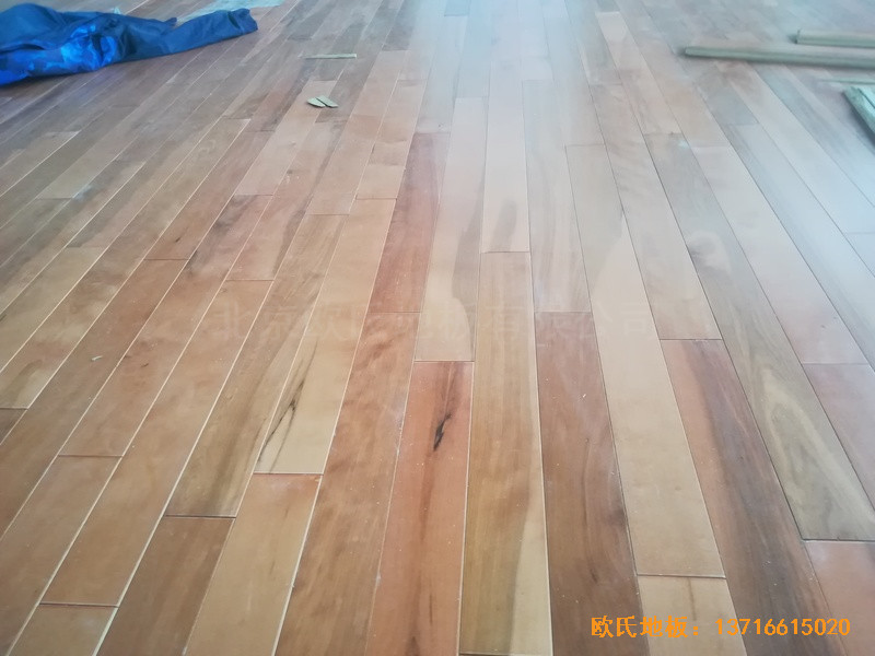 ���K�B�Ƹ�����С�W�@���^�w��ľ�ذ���b����4